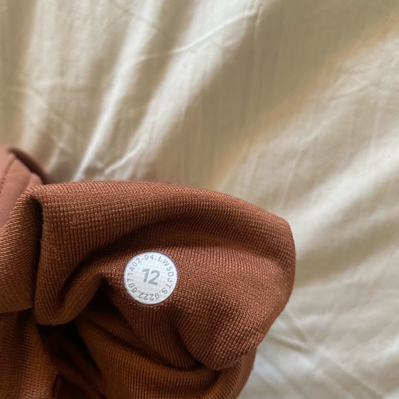 Lululemon Instill 25” - Picture 2 of 4